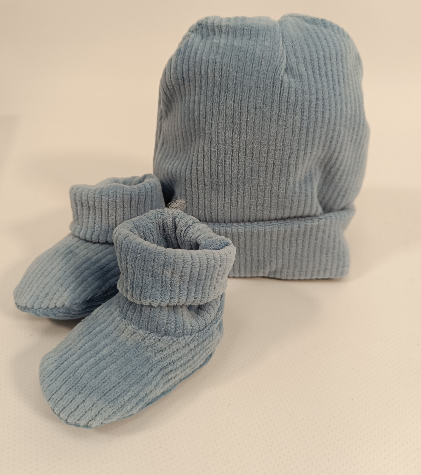 CAPPELLINO+SCARPETTE NEONATO 7406 Tellini S.r.l. Ingrosso Abbigliamento