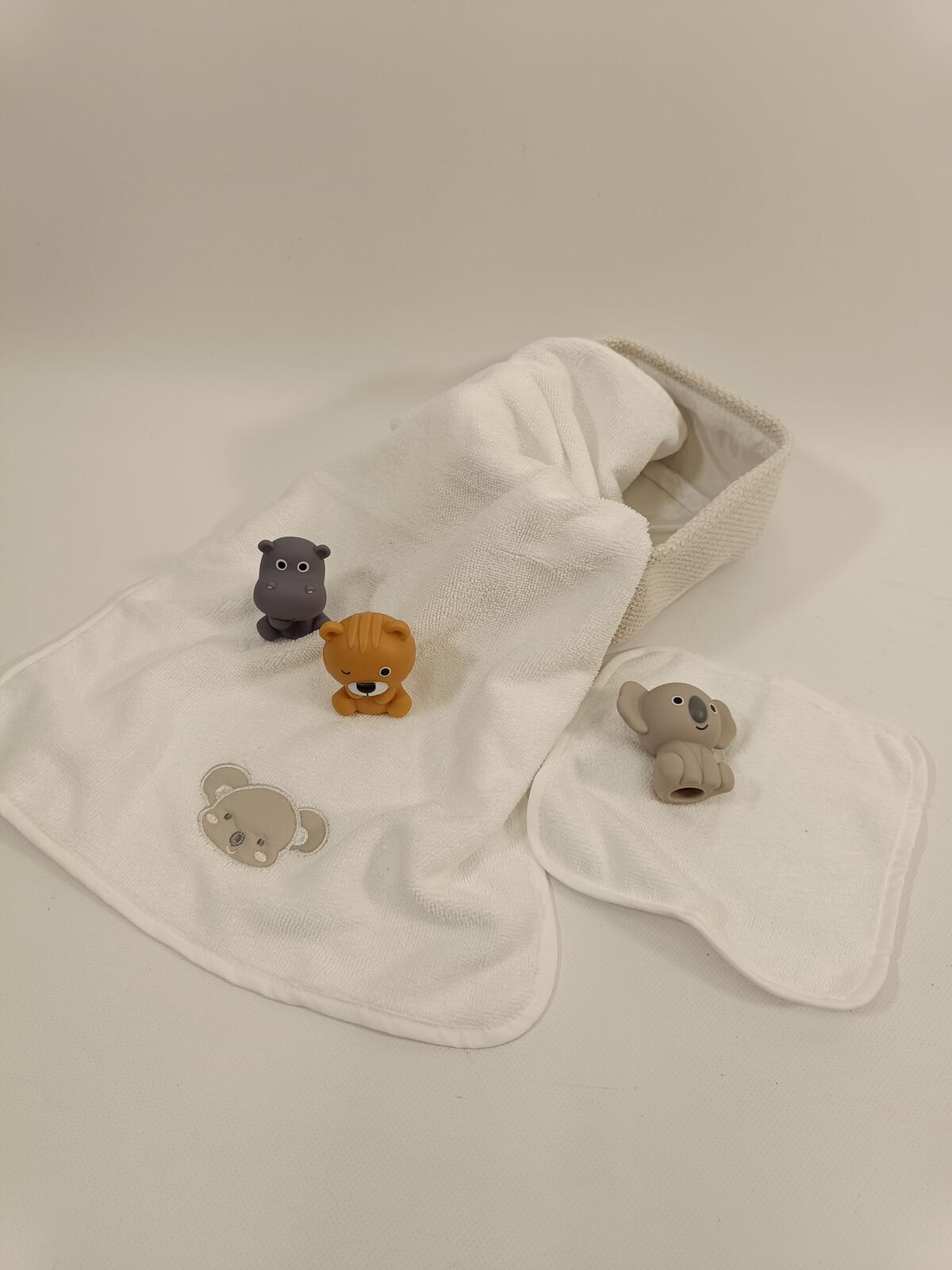 SET 4PZ CESTINO ASCIUG+OSP+TOY NEONATI SUM218 Tellini S.R.L. Χονδρική ενδυμασία