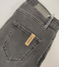 JEANS DONNA SOFIA 320202410 773 Tellini S.r.l. Ingrosso Abbigliamento