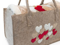 PLAID IN BORSA FELTRO MORBIDOTTO FRIEND 130X160 Tellini S.r.l. Ingrosso Abbigliamento