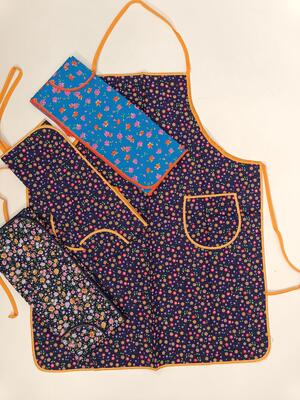 GREMBIULE GRE058 ADRIANA C/PETT Tellini S.r.l. Ingrosso Abbigliamento